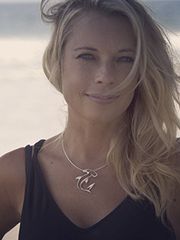 Julie Andersen nude .